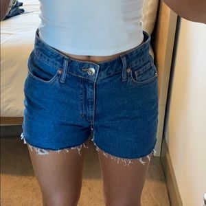 WILD FABLE cut off jean shorts
